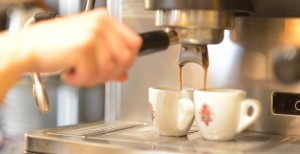 Ristorante Ciao – Italienische Küche in Mörfelden-Walldorf bei Frankfurt Seit über 40 Jahren steht das Ristorante Ciao in Mörfelden-Walldorf für echte italienische Küche, familiäre Atmosphäre und Leidenschaft für gutes Essen. Unser familiengeführtes italienisches Restaurant im Kreis Groß-Gerau, nur wenige Minuten von Frankfurt, Rüsselsheim und Kelsterbach entfernt, lädt Sie ein, den Geschmack Italiens in gemütlichem Ambiente zu genießen.