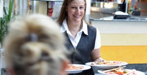 Ristorante Ciao – Italienische Küche in Mörfelden-Walldorf bei Frankfurt Seit über 40 Jahren steht das Ristorante Ciao in Mörfelden-Walldorf für echte italienische Küche, familiäre Atmosphäre und Leidenschaft für gutes Essen. Unser familiengeführtes italienisches Restaurant im Kreis Groß-Gerau, nur wenige Minuten von Frankfurt, Rüsselsheim und Kelsterbach entfernt, lädt Sie ein, den Geschmack Italiens in gemütlichem Ambiente zu genießen.