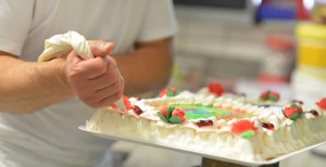 Ristorante Ciao – Italienische Küche in Mörfelden-Walldorf bei Frankfurt Seit über 40 Jahren steht das Ristorante Ciao in Mörfelden-Walldorf für echte italienische Küche, familiäre Atmosphäre und Leidenschaft für gutes Essen. Unser familiengeführtes italienisches Restaurant im Kreis Groß-Gerau, nur wenige Minuten von Frankfurt, Rüsselsheim und Kelsterbach entfernt, lädt Sie ein, den Geschmack Italiens in gemütlichem Ambiente zu genießen.