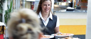 Ristorante Ciao – Italienische Küche in Mörfelden-Walldorf bei Frankfurt Seit über 40 Jahren steht das Ristorante Ciao in Mörfelden-Walldorf für echte italienische Küche, familiäre Atmosphäre und Leidenschaft für gutes Essen. Unser familiengeführtes italienisches Restaurant im Kreis Groß-Gerau, nur wenige Minuten von Frankfurt, Rüsselsheim und Kelsterbach entfernt, lädt Sie ein, den Geschmack Italiens in gemütlichem Ambiente zu genießen.