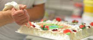 Ristorante Ciao – Italienische Küche in Mörfelden-Walldorf bei Frankfurt Seit über 40 Jahren steht das Ristorante Ciao in Mörfelden-Walldorf für echte italienische Küche, familiäre Atmosphäre und Leidenschaft für gutes Essen. Unser familiengeführtes italienisches Restaurant im Kreis Groß-Gerau, nur wenige Minuten von Frankfurt, Rüsselsheim und Kelsterbach entfernt, lädt Sie ein, den Geschmack Italiens in gemütlichem Ambiente zu genießen.